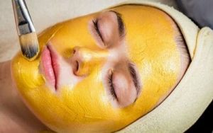 Mật ong không chỉ là một loại thực phẩm bổ dưỡng mà còn là một nguyên liệu làm đẹp tự nhiên tuyệt vời